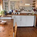 7 Person In Bårdset