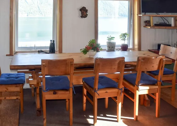 7 Person In Feriehus Bårdset
